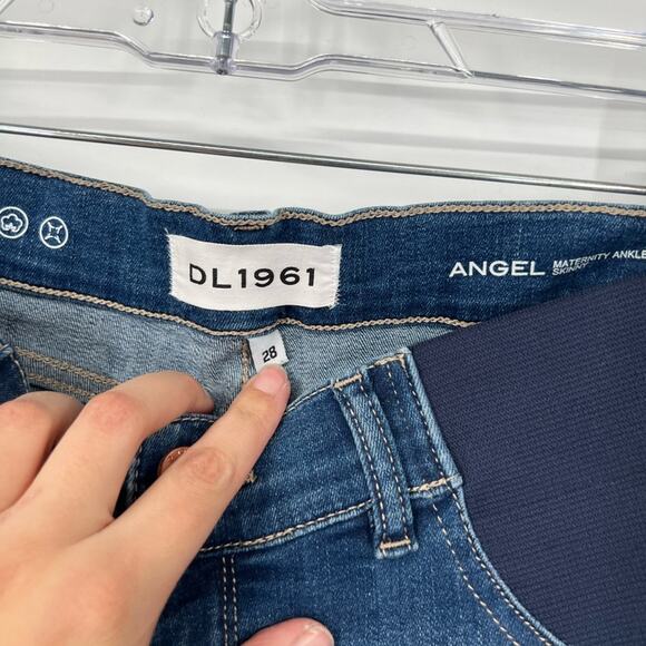 DL1961 Angel Maternity Ankle Skinny Jeans in Everglade - Picture 3 of 7